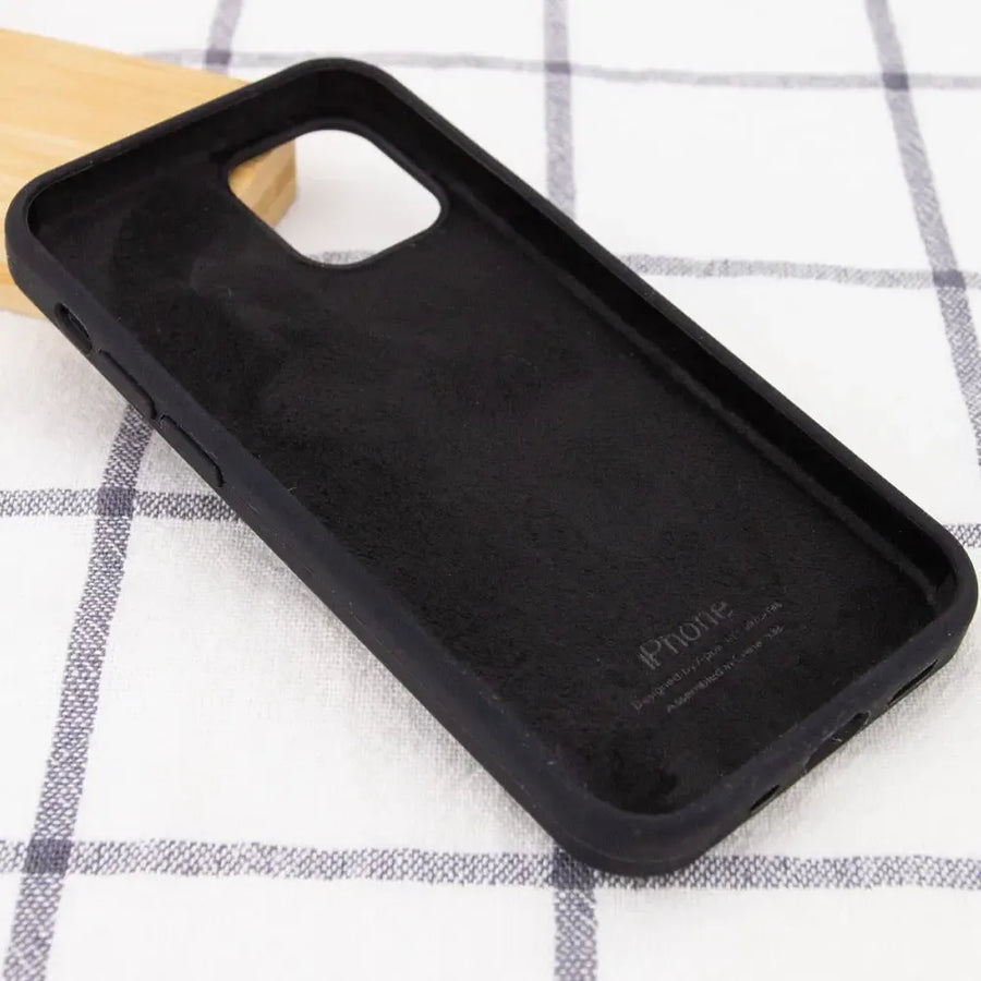 Jet Black Silicon